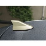 Ariel fin with transmitter booster to boost the radio signal for all cars - AT01 - Golden