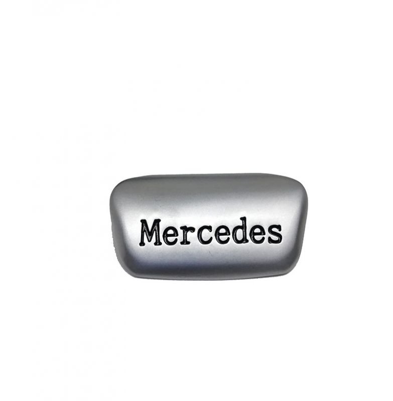 IMG_20220112_132156 شعار لطارة السيارة من Mercedes لمرسيدس New C Class 2016-2019 ( قصيرة ) / لون فضي - الصورة 1