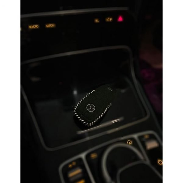 غطاء  لمفتاح السيارة لمرسيدس  E Class 2016-2019  / لون اسود X ابيض