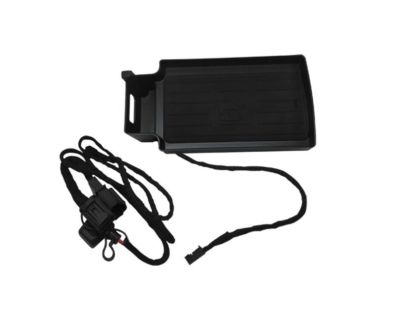 dfxhfth (1) Wireless charger for Audi Q3 from 2013 to 2018 model to charge all mobiles that charge wirelessly - Image 1