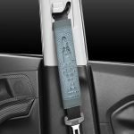 ⁦2 قطعة كفر حزام الامان للسيارة من الجلد مناسب لجميع السيارات علي شكل تمساح / موديل GTC100 - لون رمادي⁩ - الصورة ⁦3⁩